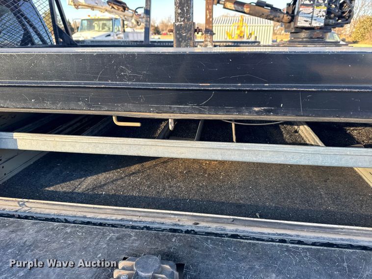 image for item FB0532 2010 Dodge Ram 3500 Crew Cab utility bed pickup truck