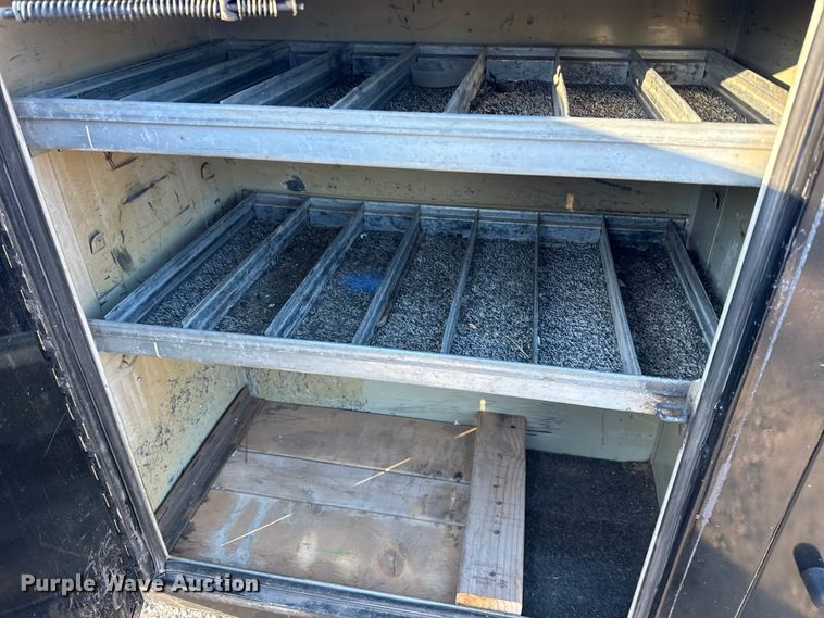 image for item FB0532 2010 Dodge Ram 3500 Crew Cab utility bed pickup truck