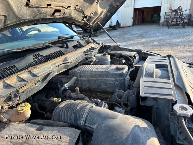 image for item FB0532 2010 Dodge Ram 3500 Crew Cab utility bed pickup truck