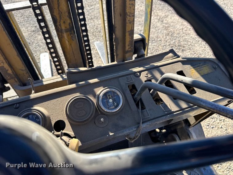 image for item FB0537 Toyota FG30 forklift