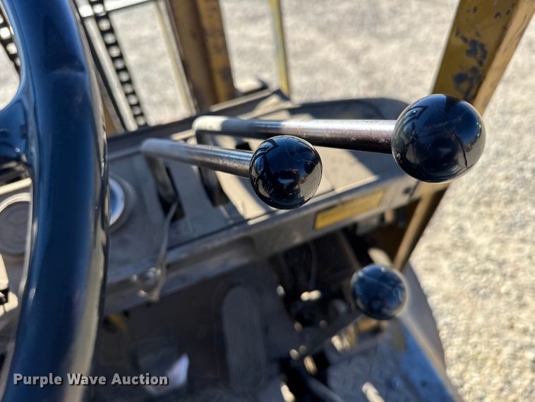 image for item FB0537 Toyota FG30 forklift