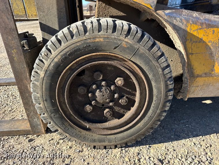 image for item FB0537 Toyota FG30 forklift