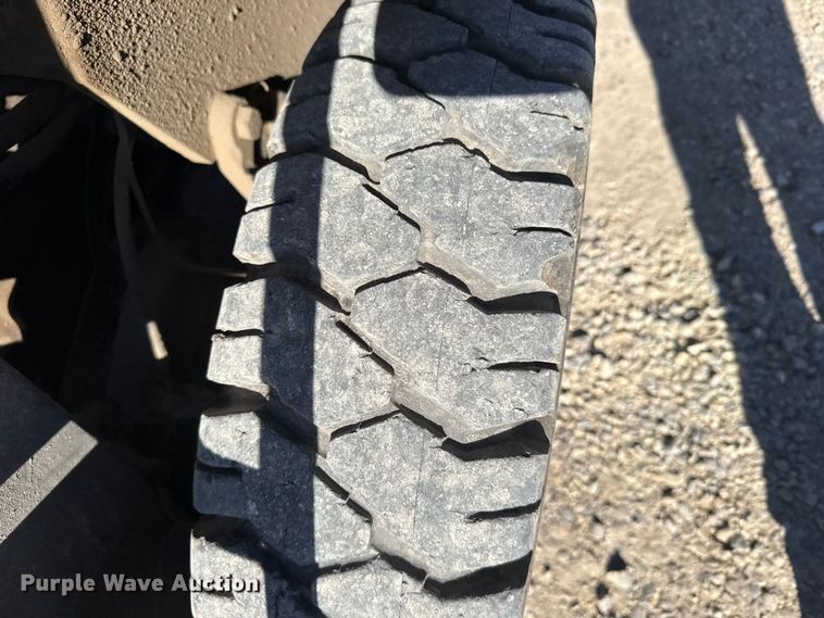 image for item FB0537 Toyota FG30 forklift