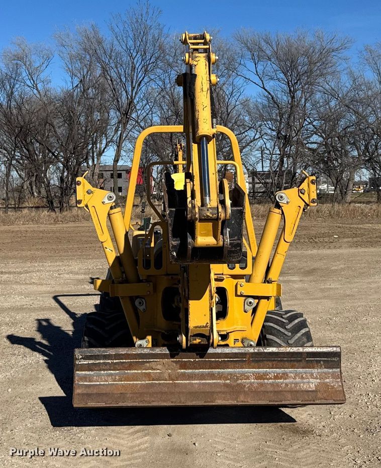 image for item FB0538 2012 Vermeer RTX550 trencher with equipment trailer