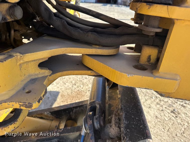 image for item FB0538 2012 Vermeer RTX550 trencher with equipment trailer