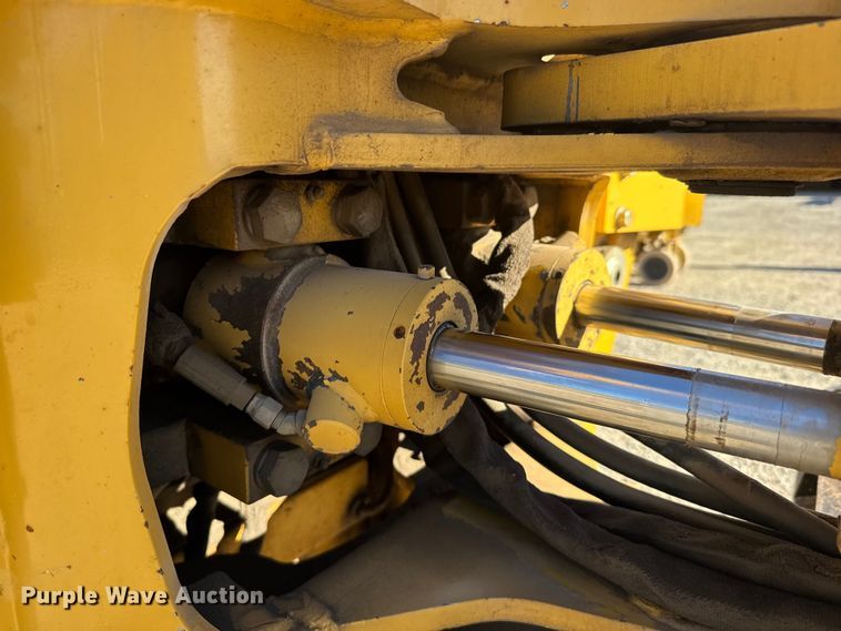 image for item FB0538 2012 Vermeer RTX550 trencher with equipment trailer