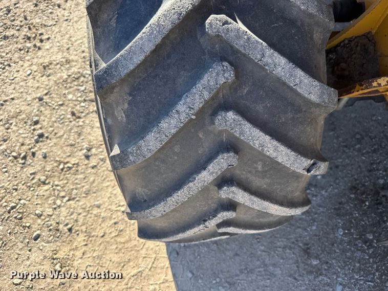 image for item FB0538 2012 Vermeer RTX550 trencher with equipment trailer