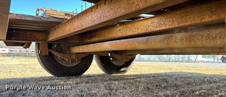 image for item FB0538 2012 Vermeer RTX550 trencher with equipment trailer