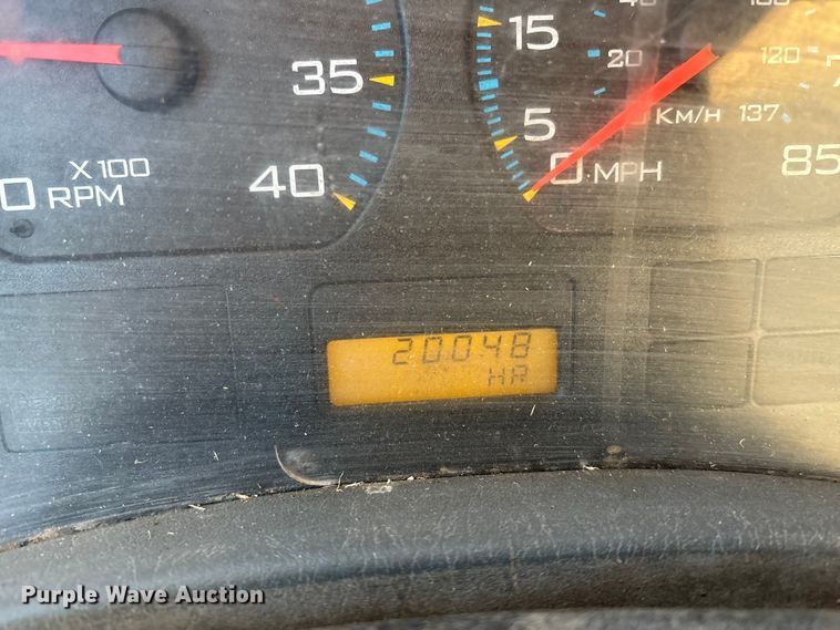 image for item FG1601 2005 International 4300 bucket truck