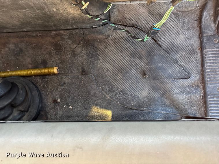 image for item FG1601 2005 International 4300 bucket truck