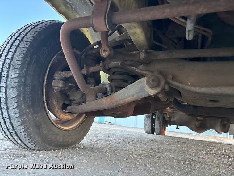 image for item FG1640 1989 GMC Vandura 3500 box truck