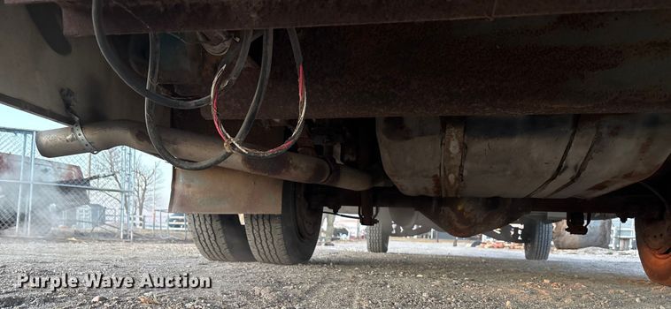 image for item FG1640 1989 GMC Vandura 3500 box truck