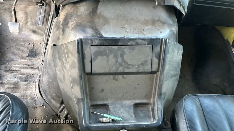 image for item FG1640 1989 GMC Vandura 3500 box truck