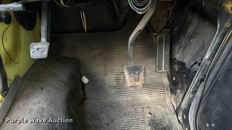 image for item FG1640 1989 GMC Vandura 3500 box truck