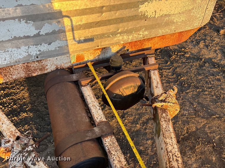 image for item FG1641 1968 Wells Cargo enclosed cargo trailer