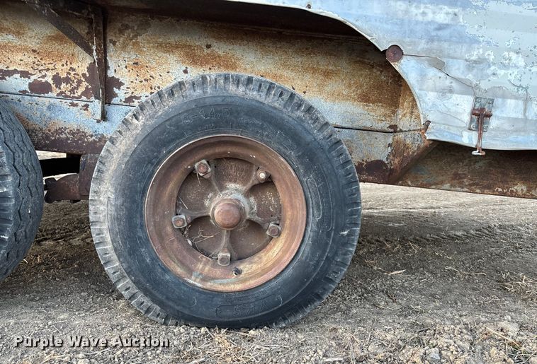 image for item FG1641 1968 Wells Cargo enclosed cargo trailer