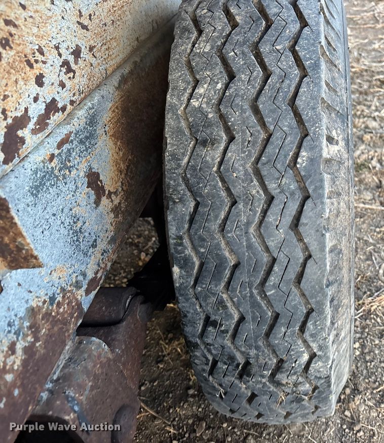 image for item FG1641 1968 Wells Cargo enclosed cargo trailer