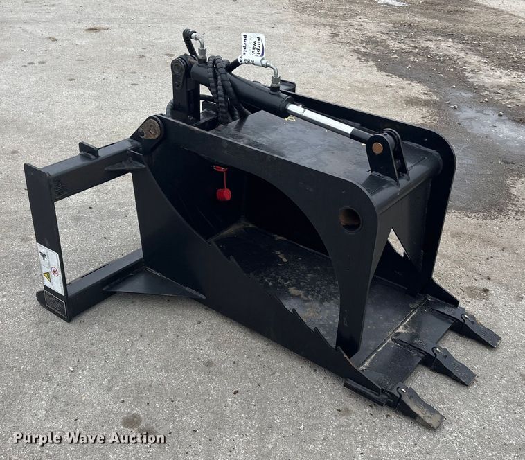 image for item FG2506 2025 GIYI GY–SGB20 skid steer grapple bucket