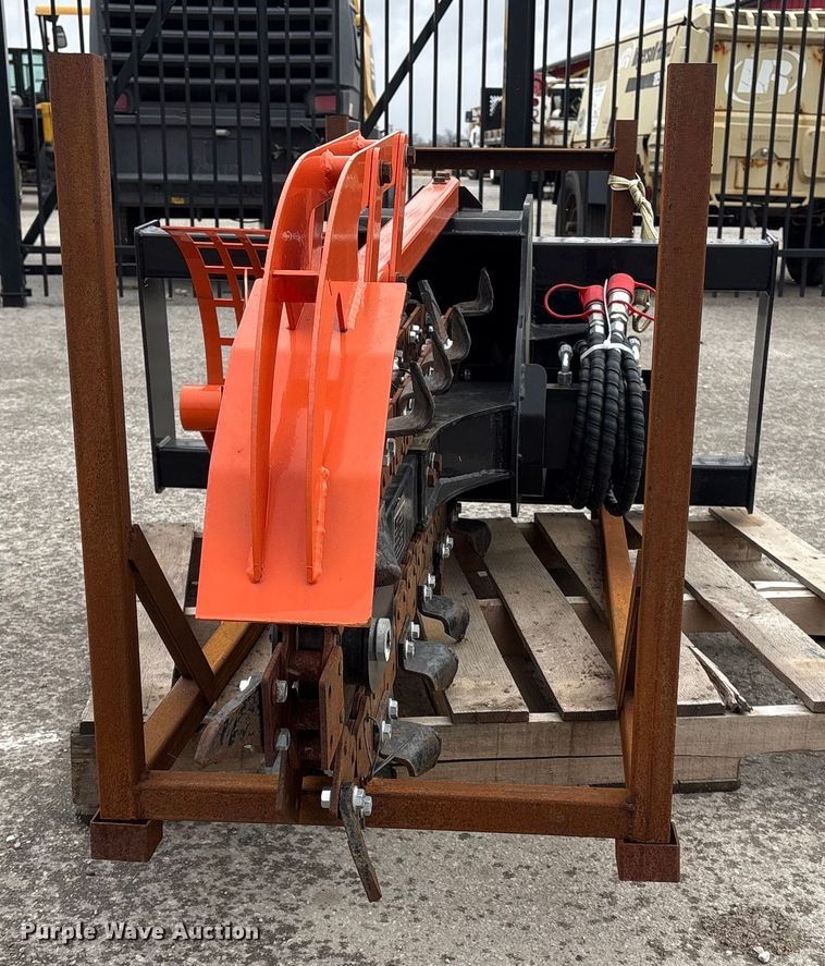 image for item FG2553 2025 GIYI D39 skid steer trencher