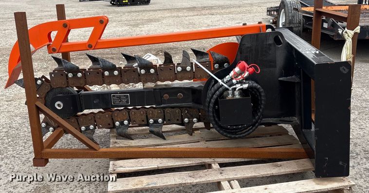 image for item FG2553 2025 GIYI D39 skid steer trencher