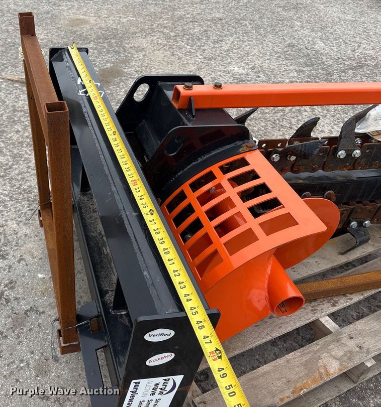 image for item FG2553 2025 GIYI D39 skid steer trencher