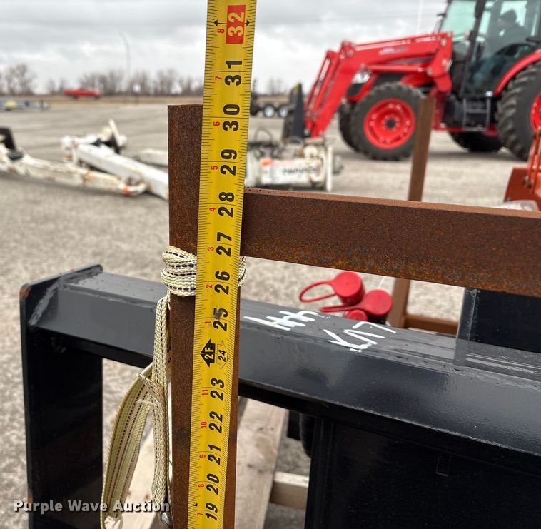 image for item FG2553 2025 GIYI D39 skid steer trencher