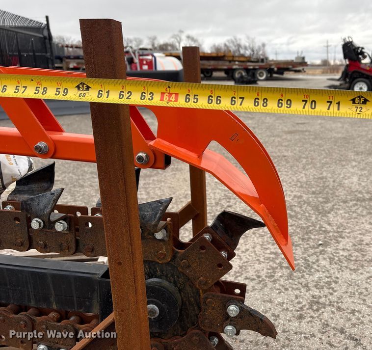 image for item FG2553 2025 GIYI D39 skid steer trencher