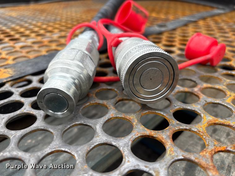 image for item FG2555 2025 GIYI VB59 skid steer vibratory screening bucket