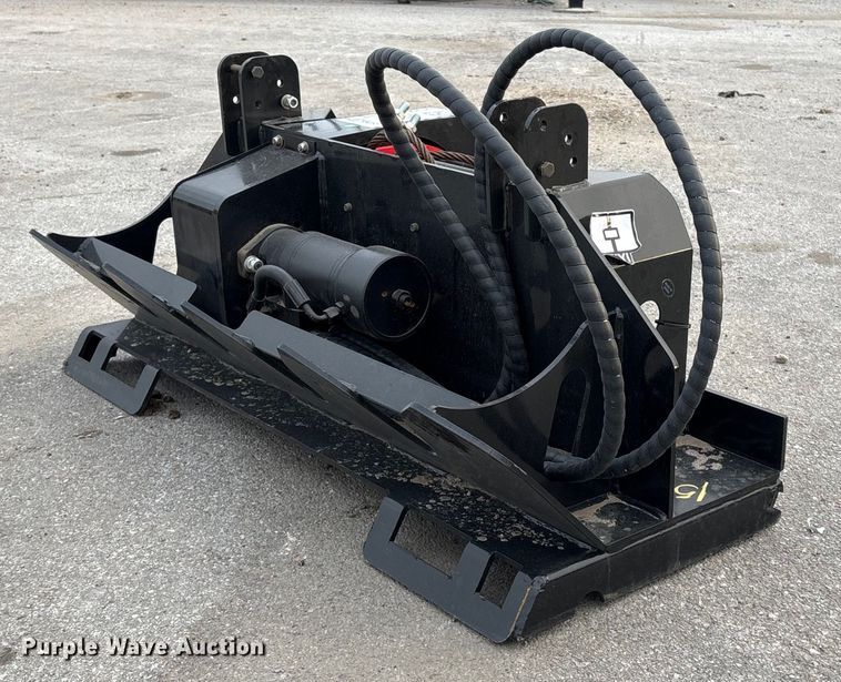 image for item FG2557 2025 GIYI LW45 skid steer logging winch