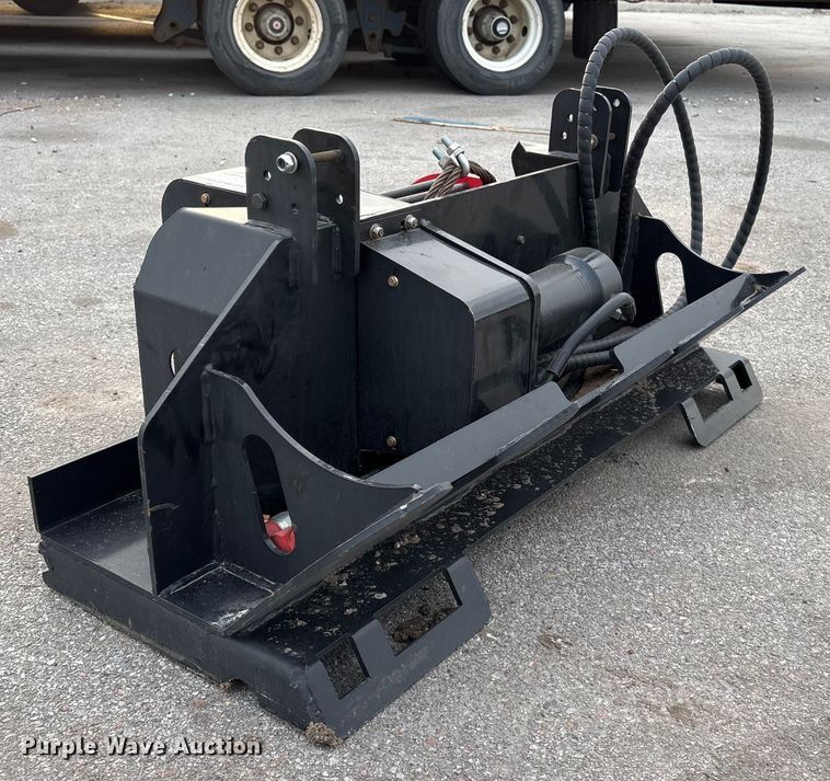 image for item FG2557 2025 GIYI LW45 skid steer logging winch