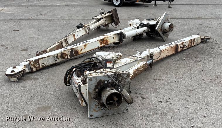 image for item FG2560 (3) Liftmoore cranes