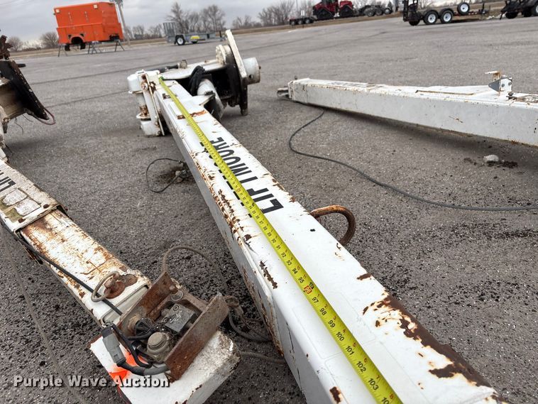 image for item FG2560 (3) Liftmoore cranes