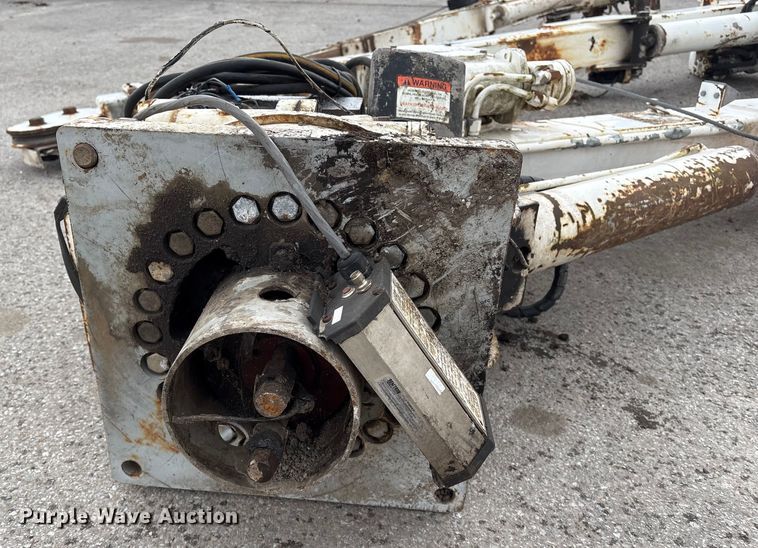 image for item FG2560 (3) Liftmoore cranes