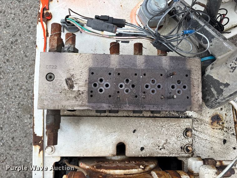 image for item FG2560 (3) Liftmoore cranes