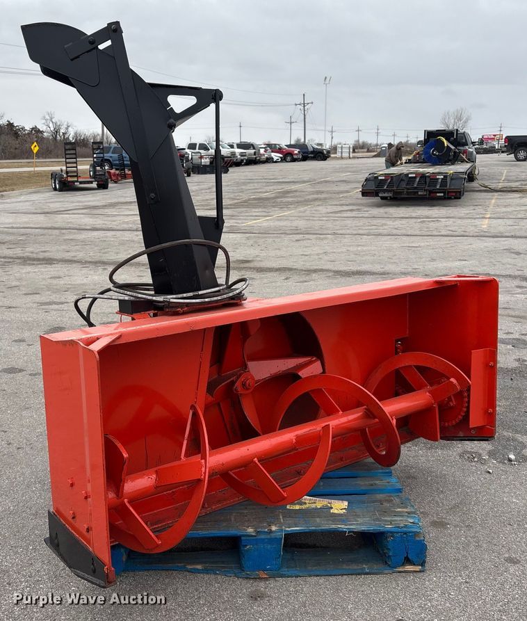 image for item FG2562 Kubota L2174A snow blower