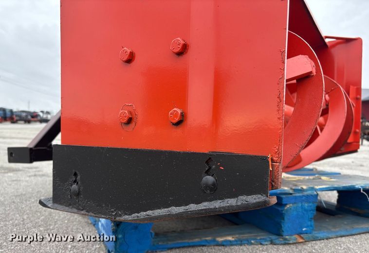 image for item FG2562 Kubota L2174A snow blower