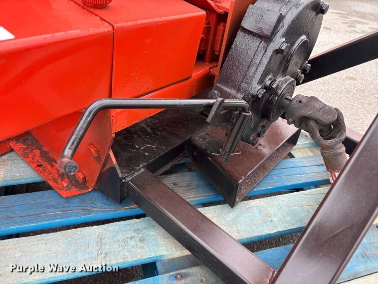 image for item FG2562 Kubota L2174A snow blower