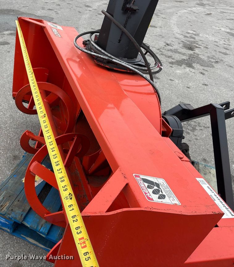 image for item FG2562 Kubota L2174A snow blower