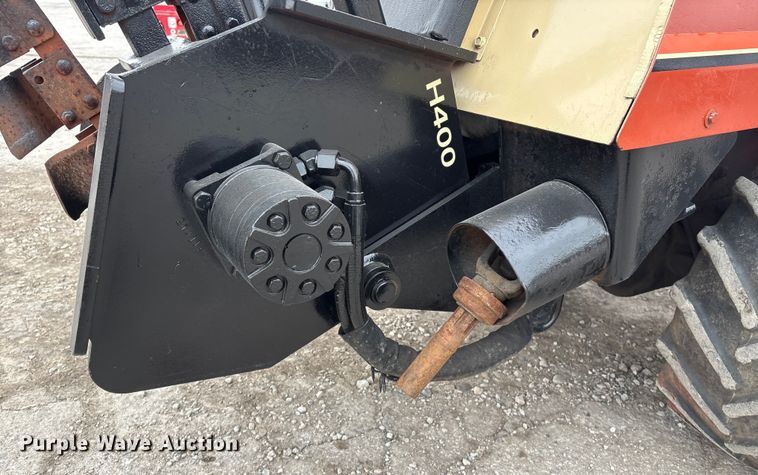 image for item FG2563 2000 Ditch Witch 410SXD vibratory cable plow