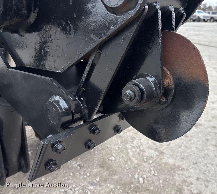 image for item FG2563 2000 Ditch Witch 410SXD vibratory cable plow