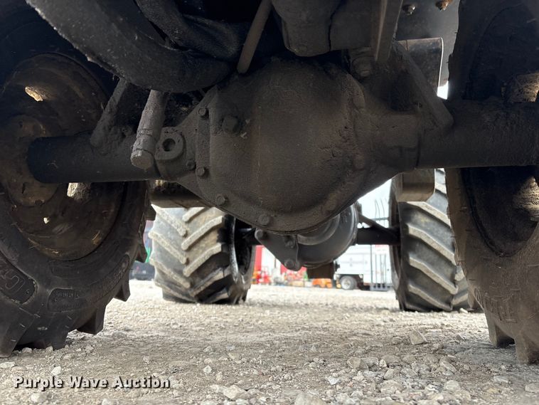 image for item FG2563 2000 Ditch Witch 410SXD vibratory cable plow