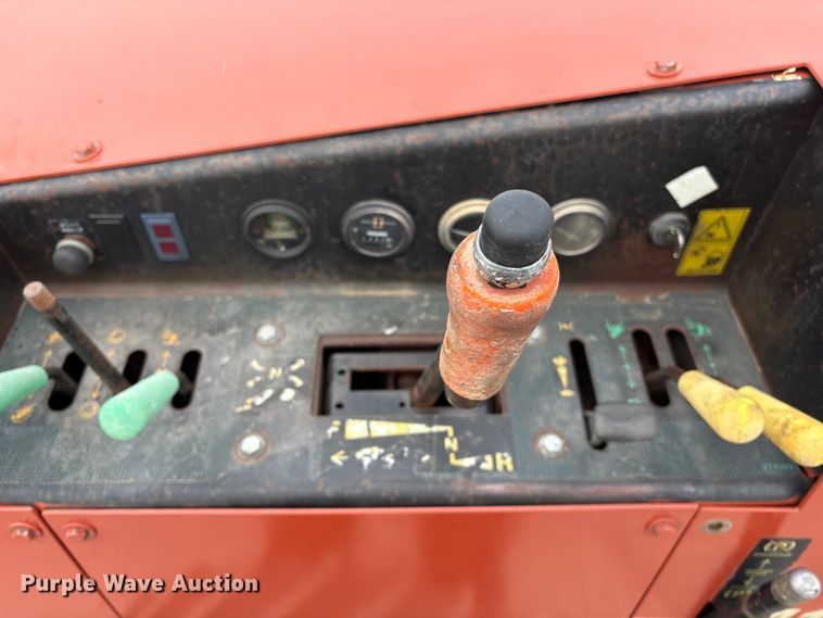 image for item FG2563 2000 Ditch Witch 410SXD vibratory cable plow