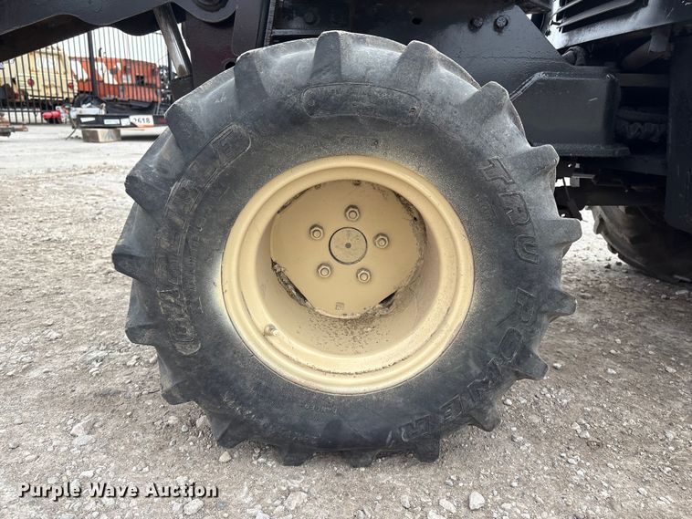 image for item FG2563 2000 Ditch Witch 410SXD vibratory cable plow