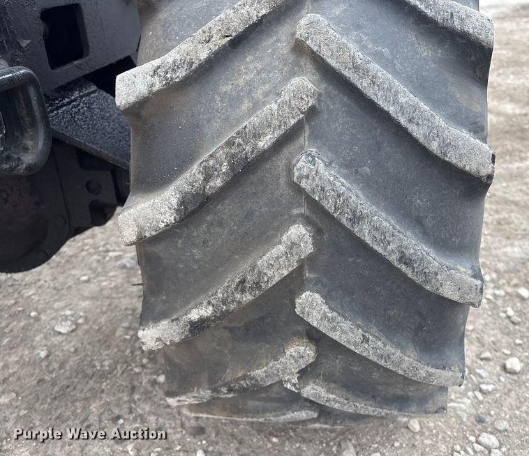 image for item FG2563 2000 Ditch Witch 410SXD vibratory cable plow