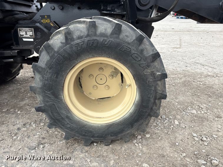 image for item FG2563 2000 Ditch Witch 410SXD vibratory cable plow