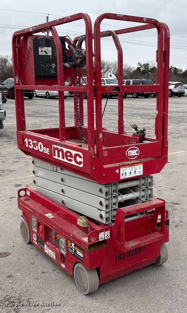 image for item FG2565 2018 MEC 1330SE scissor lift