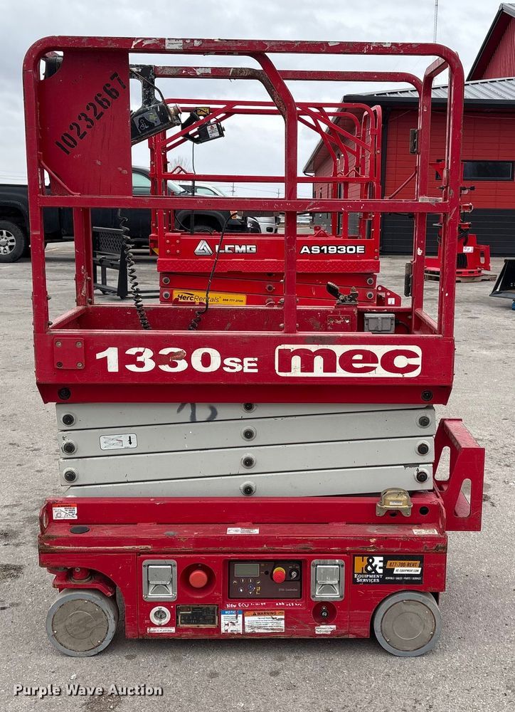 image for item FG2565 2018 MEC 1330SE scissor lift