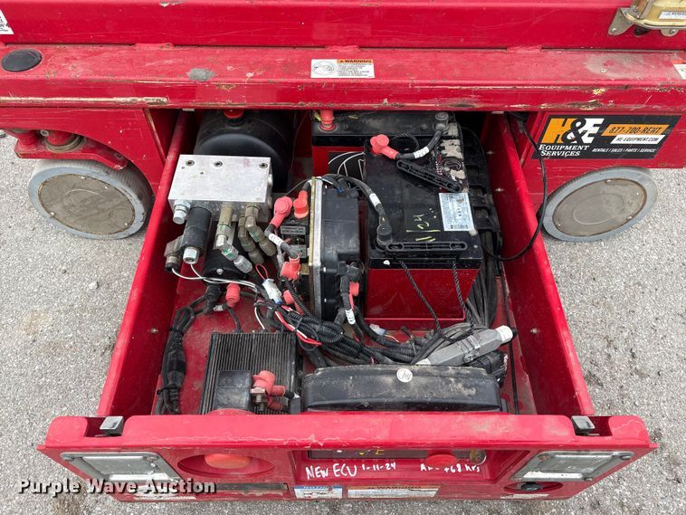 image for item FG2565 2018 MEC 1330SE scissor lift