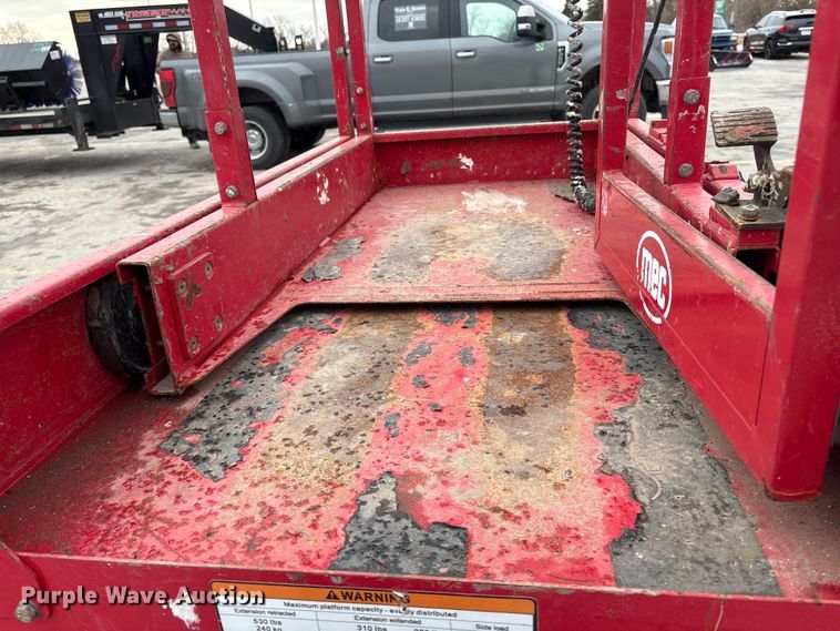 image for item FG2565 2018 MEC 1330SE scissor lift