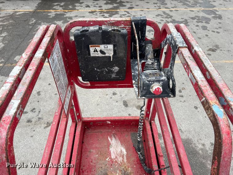 image for item FG2565 2018 MEC 1330SE scissor lift